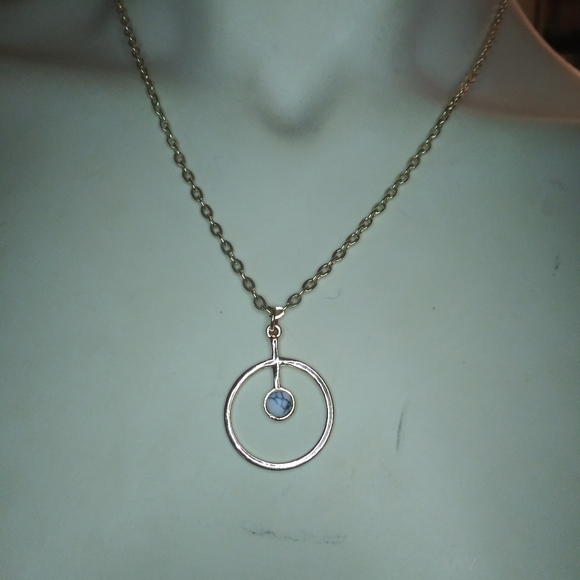 Necklace - Picture 4 of 7